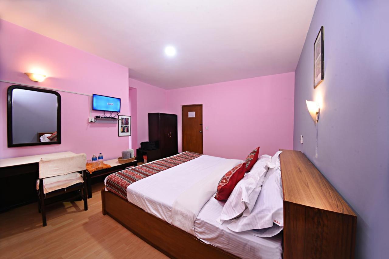 Sacred Boutique Hotel Катманду Экстерьер фото