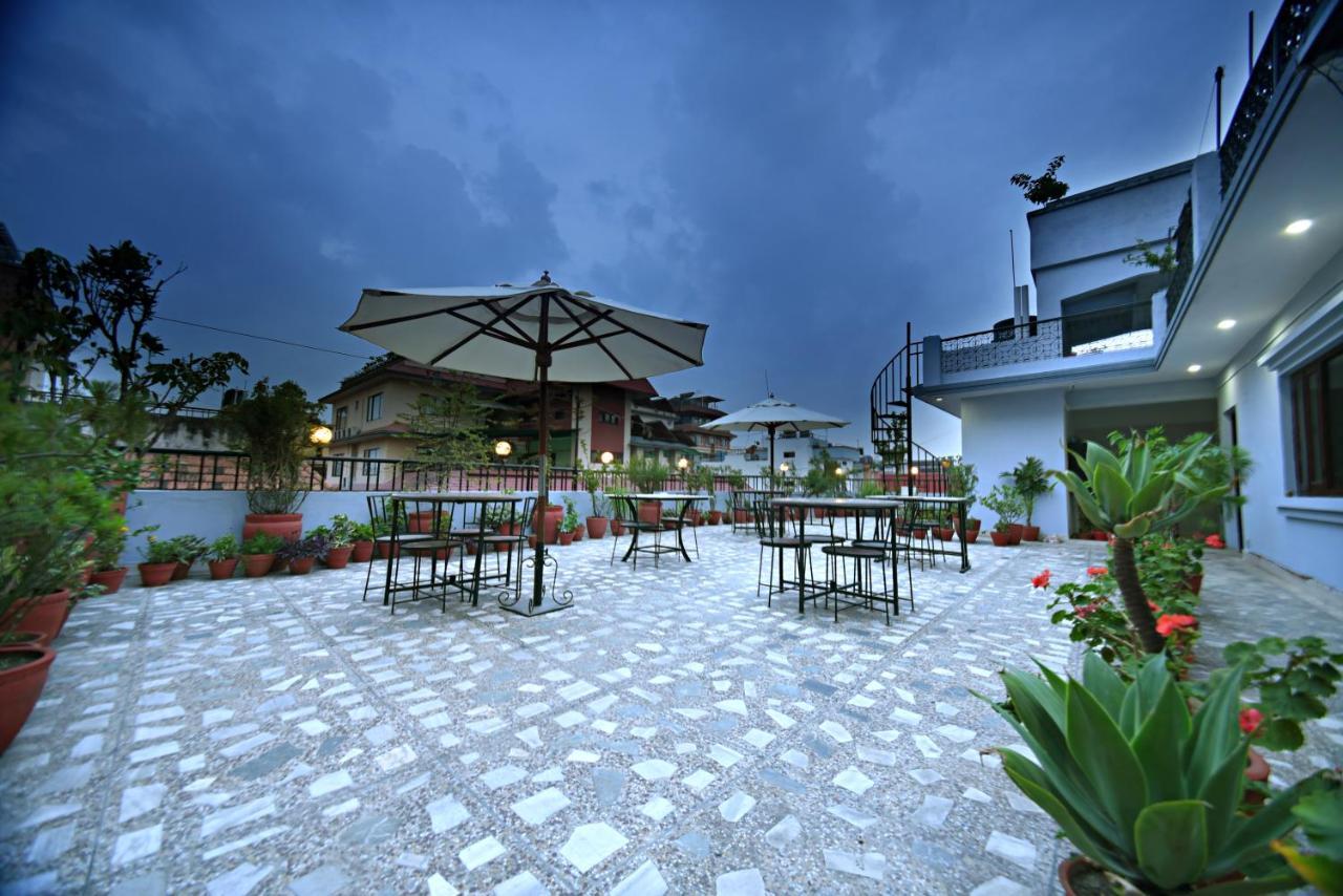 Sacred Boutique Hotel Катманду Экстерьер фото