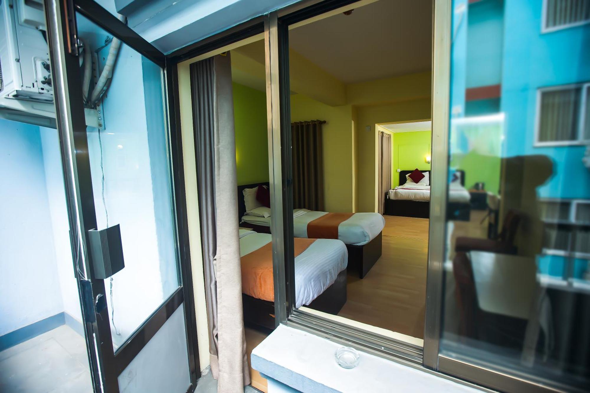 Sacred Boutique Hotel Катманду Экстерьер фото